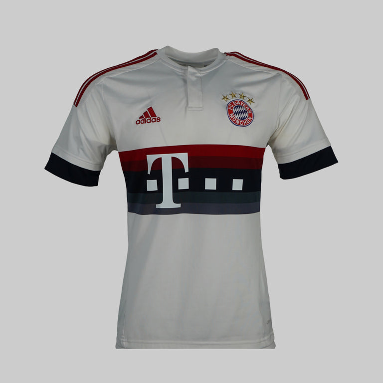 Bayern Munich 2015/2016 Away Shirt