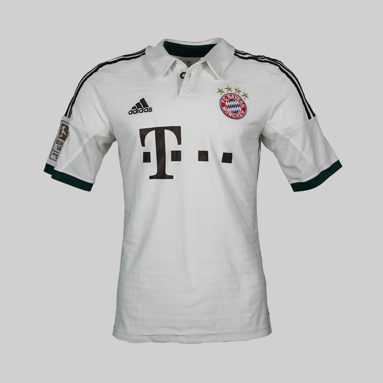 Bayern Munich 2013/2014 Away Shirt