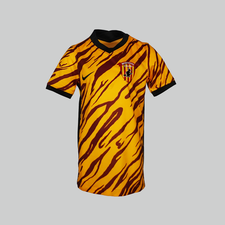 Benevento 2022/2023 Home Shirt