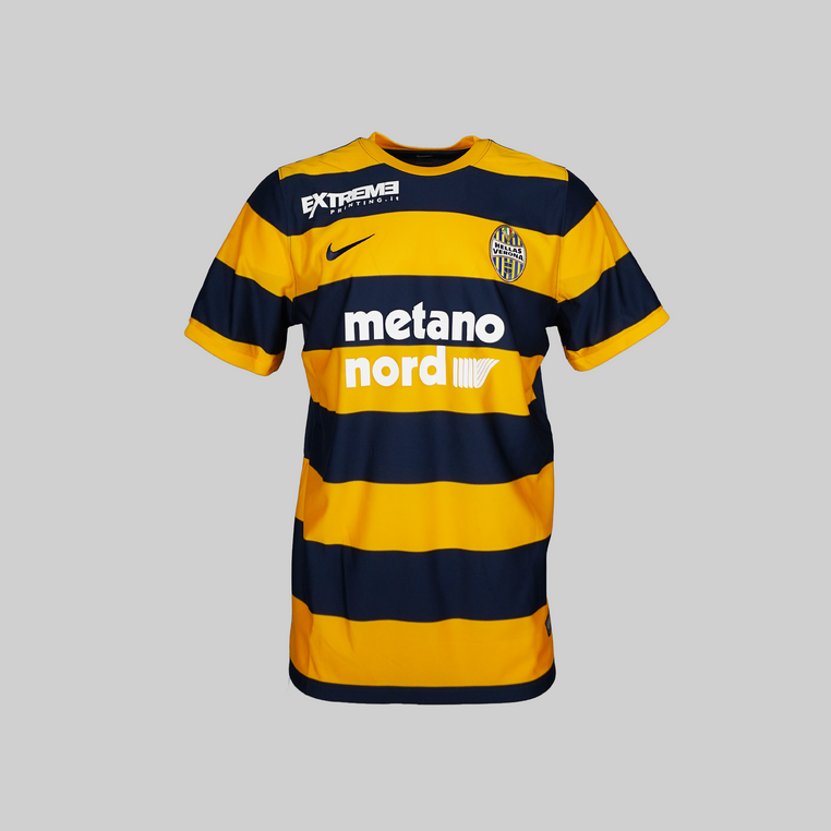Hellas Verona 2016/2017 Home Shirt