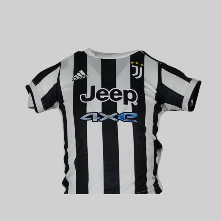 Juventus 2021/2022 Home Shirt