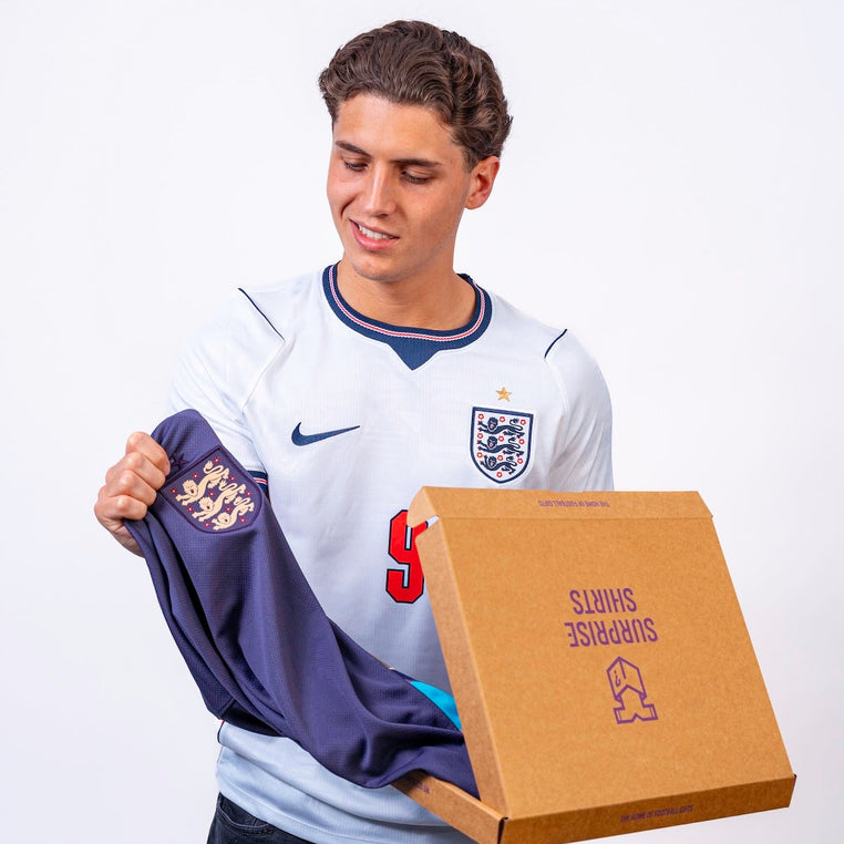 Surprise Shirt Box | England Edition | Adult